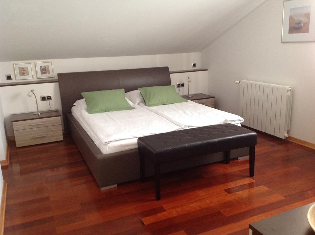 Apartmani Roberta Bol Habitación foto