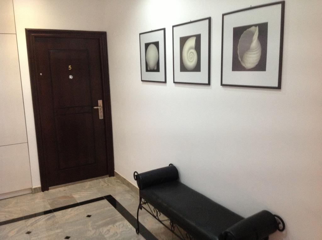 Apartmani Roberta Bol Exterior foto