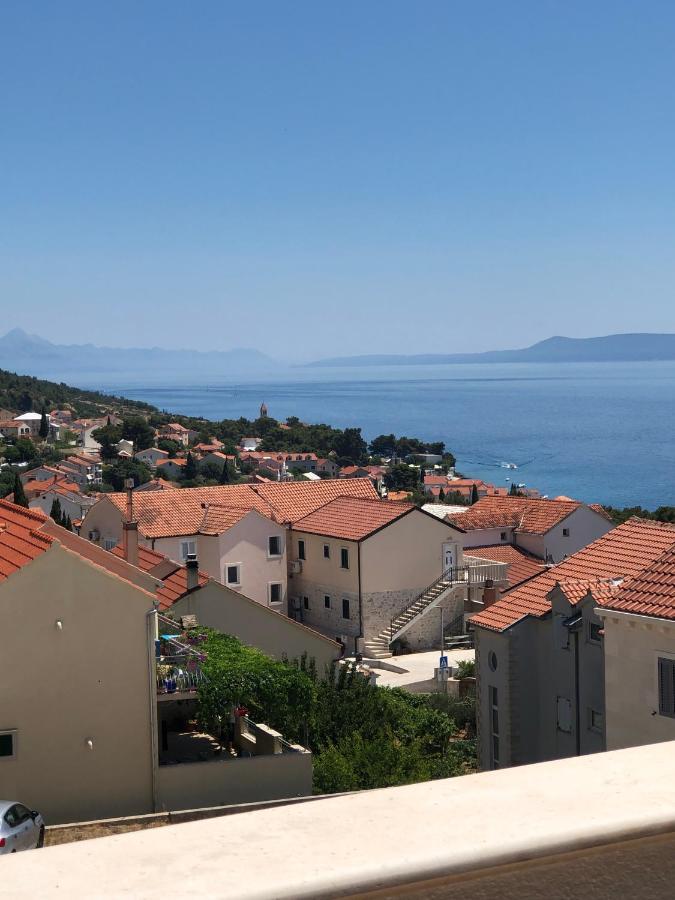 Apartmani Roberta Bol Exterior foto