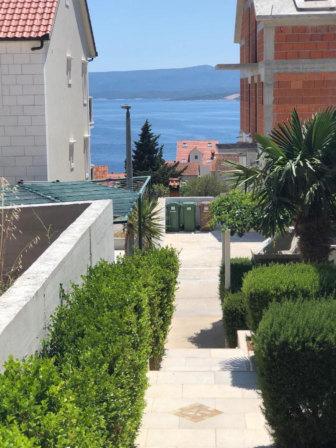 Apartmani Roberta Bol Exterior foto