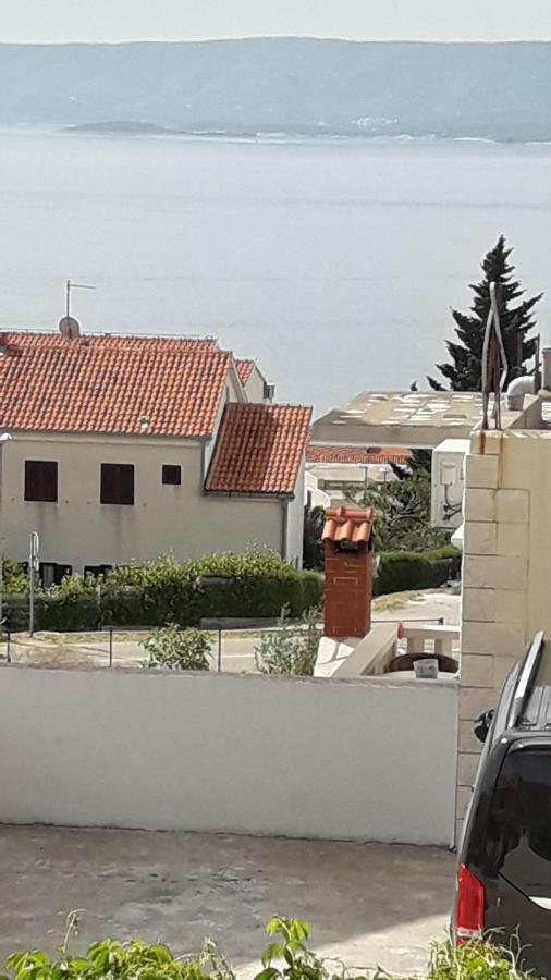 Apartmani Roberta Bol Exterior foto